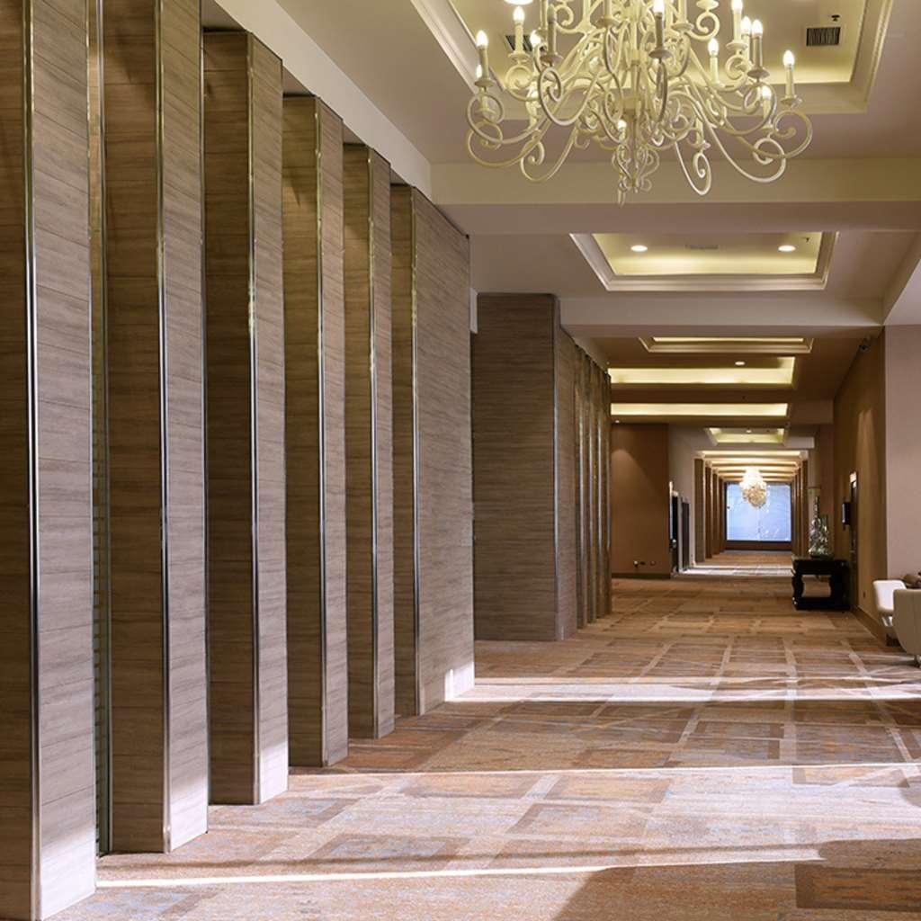 Hotel Crowne Plaza Santiago de Chile Facilidades foto