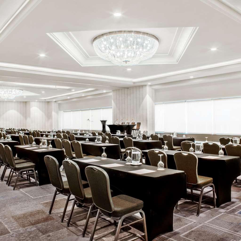 Hotel Crowne Plaza Santiago de Chile Facilidades foto
